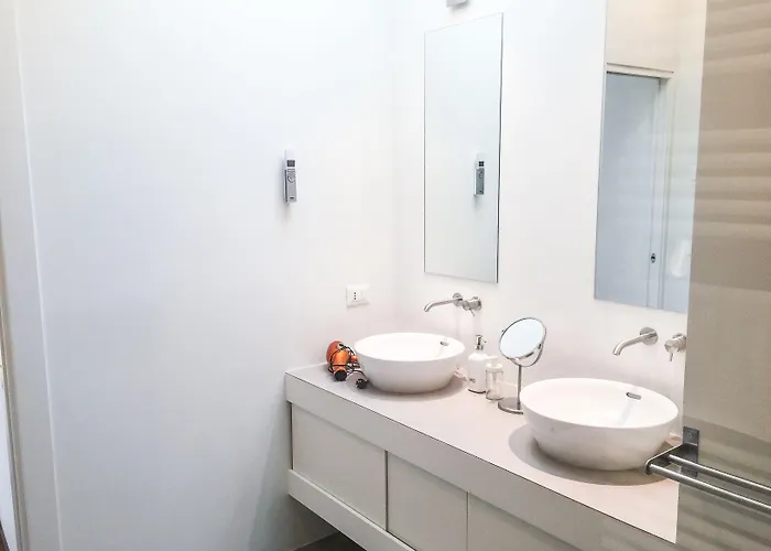 Ca Farnese Apartment *
