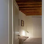 Ca Farnese Apartment